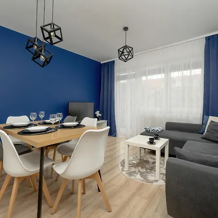 Apartmán Klimasa White&blue With Balcony In By Renters Vratislav