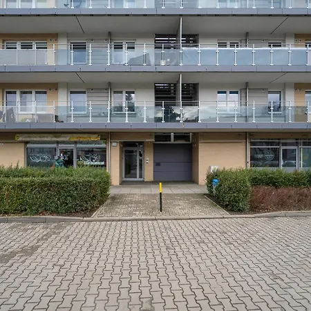 Klimasa White&blue With Balcony In By Renters Apartmán Vratislav