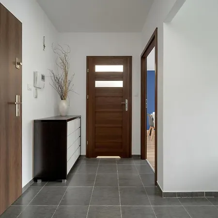 Klimasa White&blue With Balcony In By Renters Apartmán